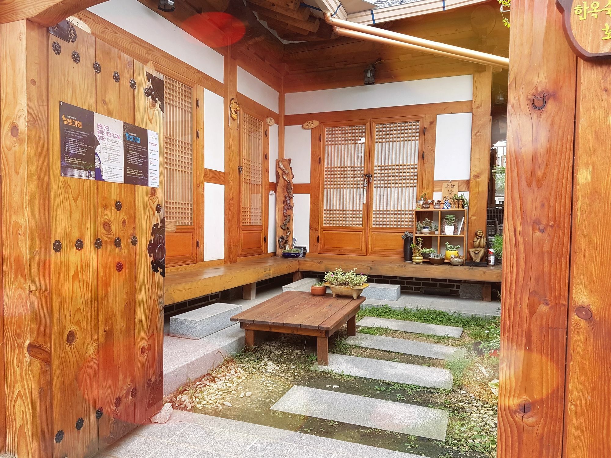 فندق Beautiful House جيونجو المظهر الخارجي الصورة